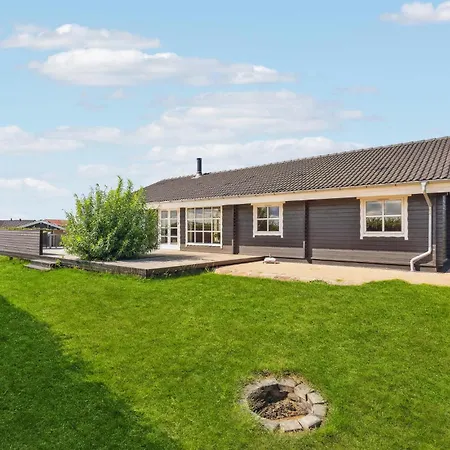 Stunning In With Kitchen Casa vacanze Vinderup