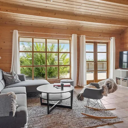 Stunning In With Kitchen * Vinderup