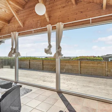 Nyaraló Stunning In With Kitchen